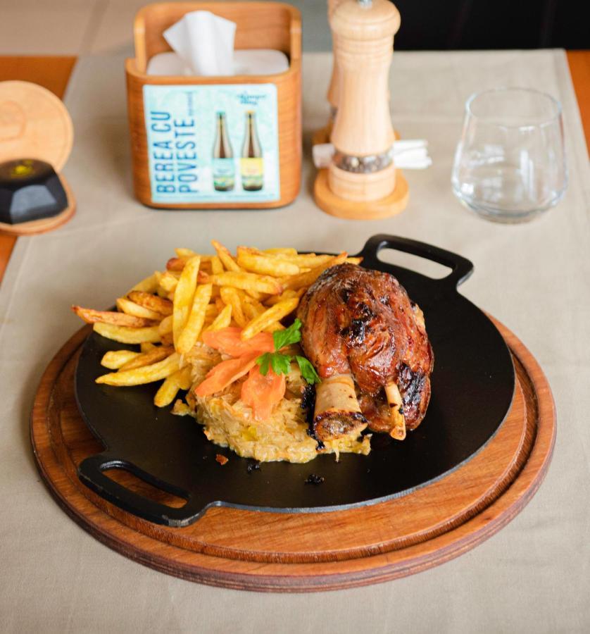 Restaurant Pensiune Bucovina Câmpulung Moldovenesc المظهر الخارجي الصورة